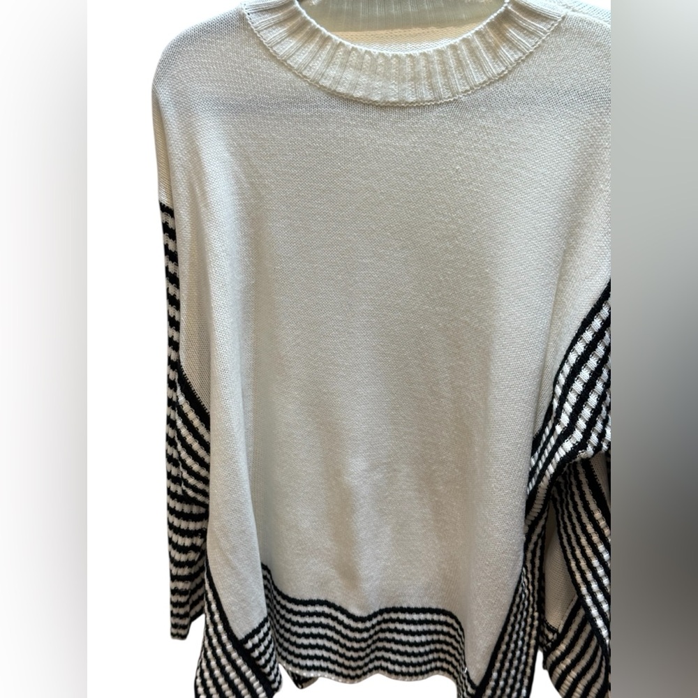 Boho Knit Sweater Oversized Black@White Stripes - Picture 2 of 12